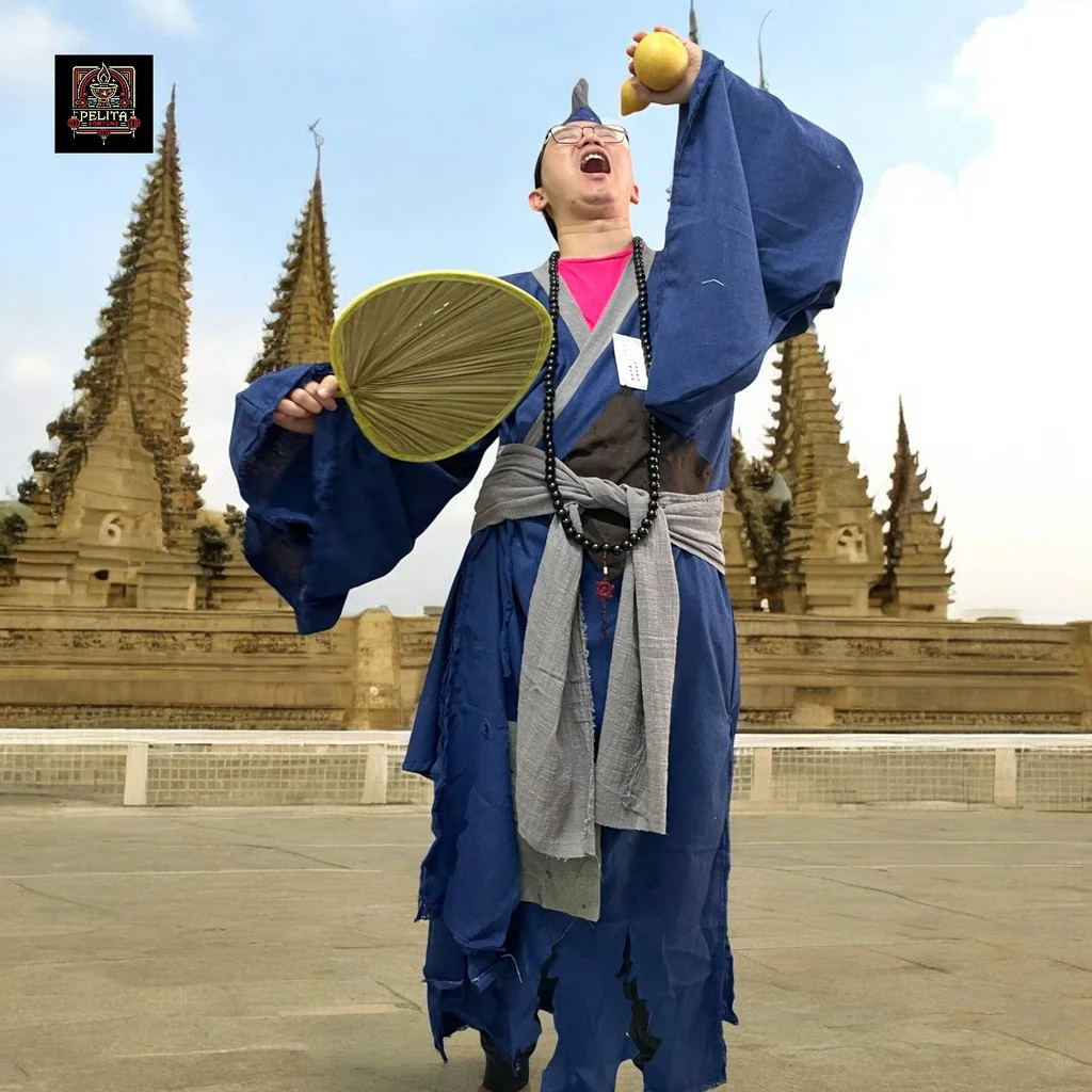 Set Baju Chikung / Ji Gong + Topi + Kalung + Labu Asli + Ikat Pinggang & Kipas 1